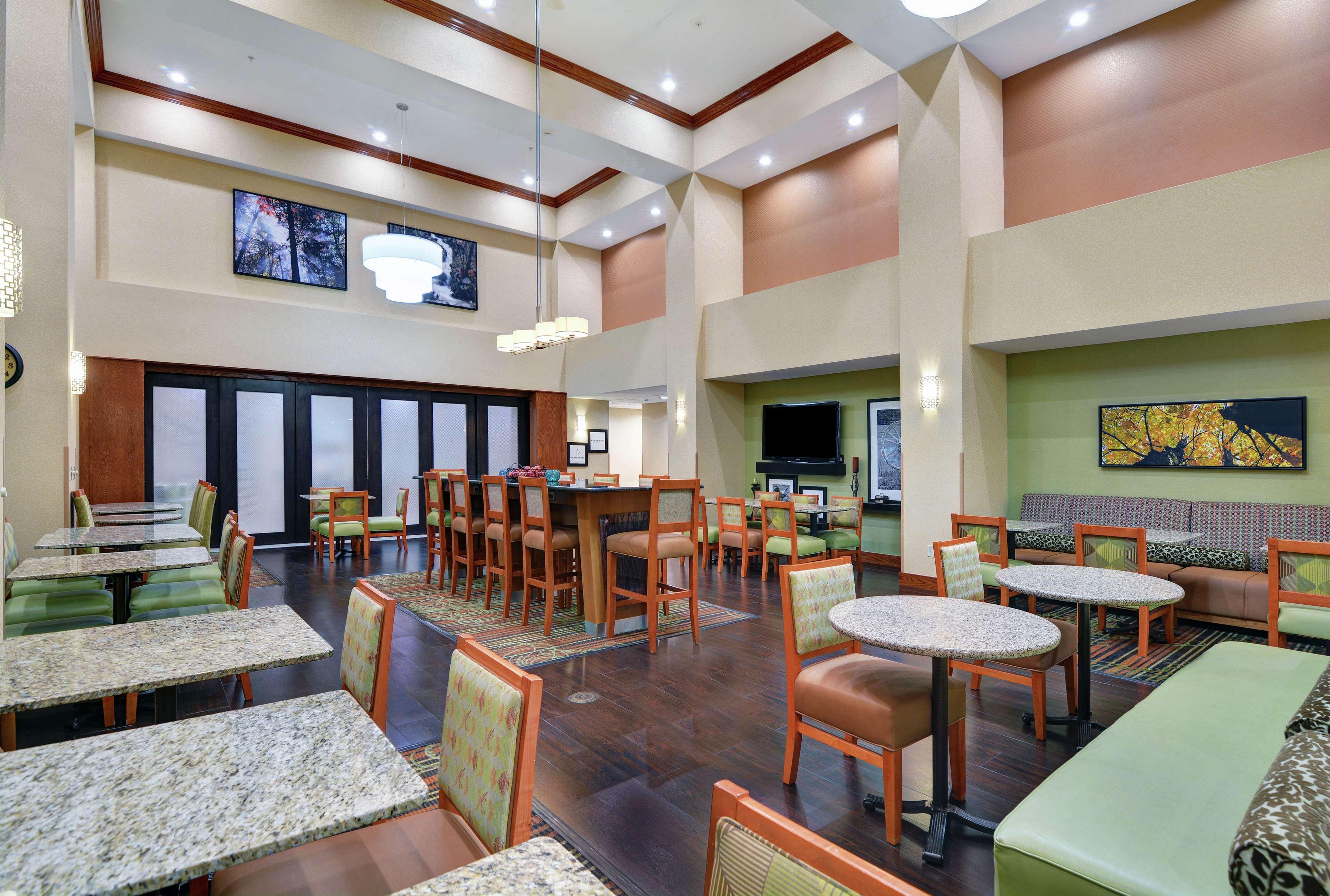 Hampton Inn Fayetteville Exterior foto