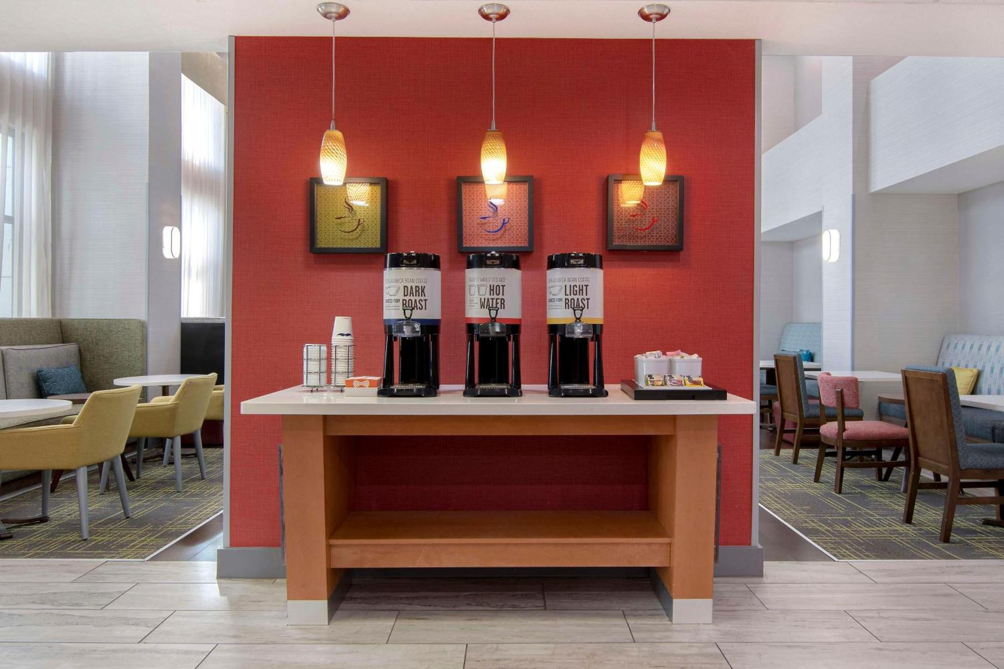Hampton Inn Fayetteville Exterior foto
